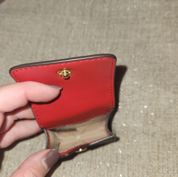 Michael Kors Coin Purse - Picture 3 of 3